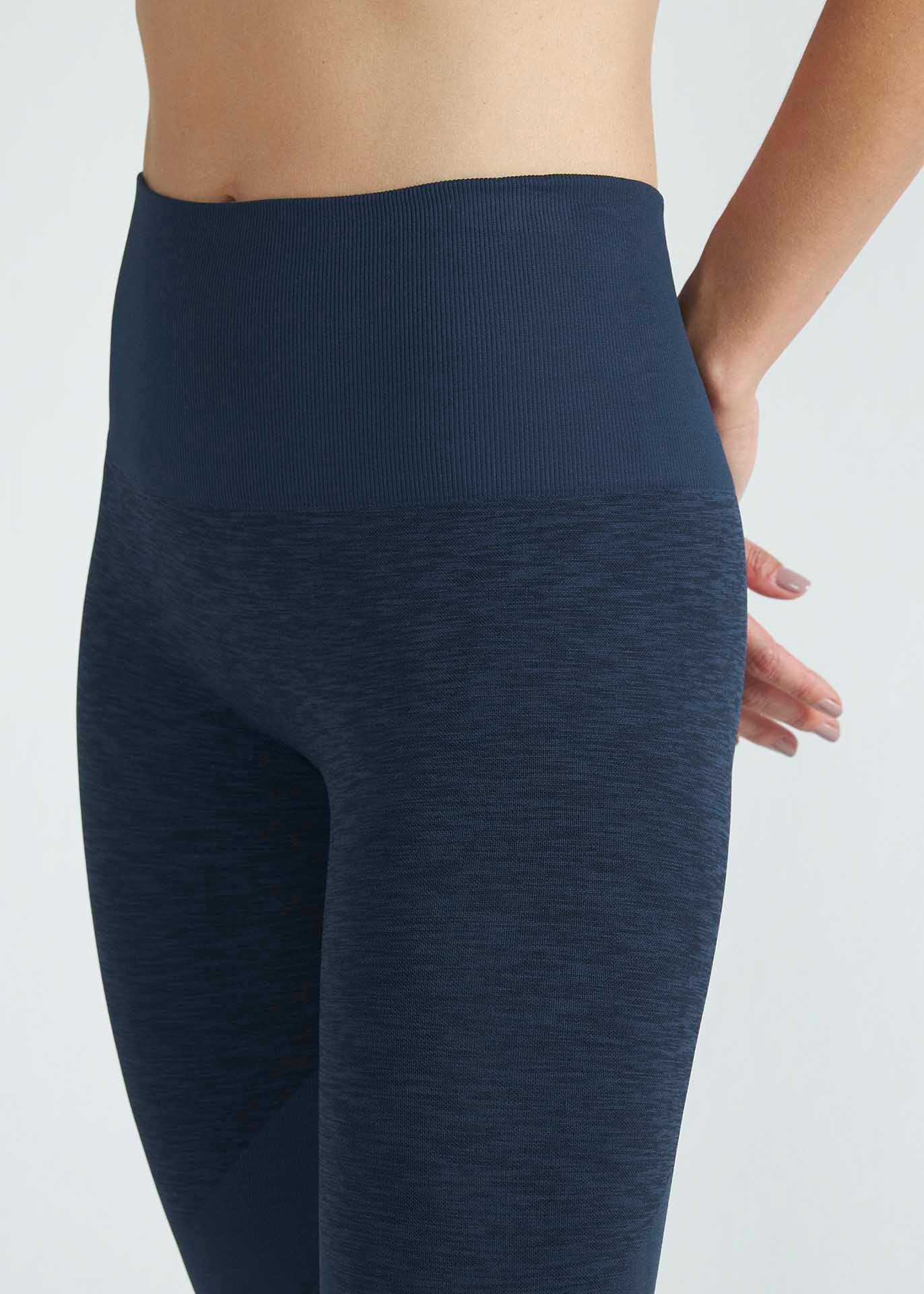 Calça Legging Mulher Skin Recortes