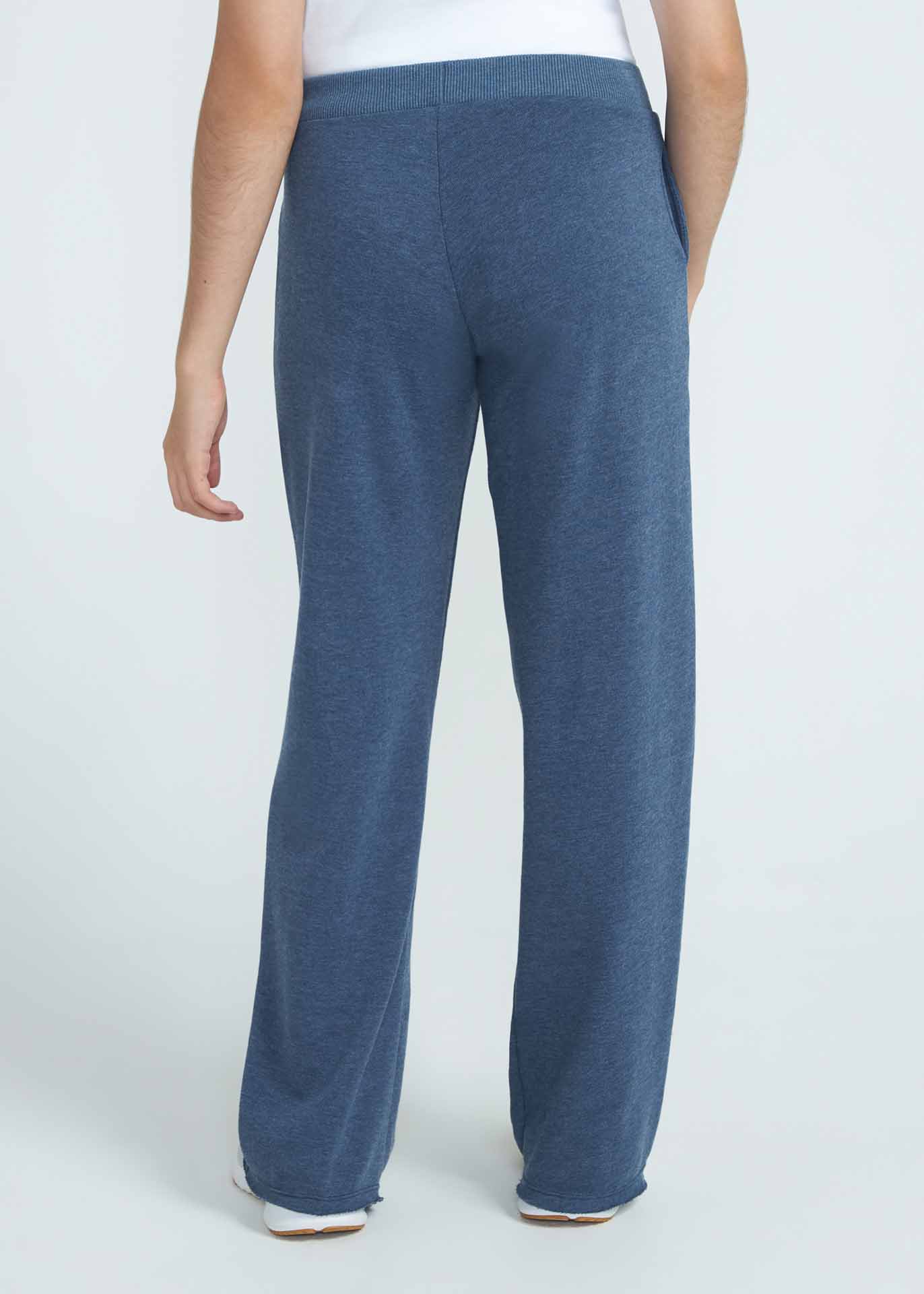 Pantalones de mujer adolescente