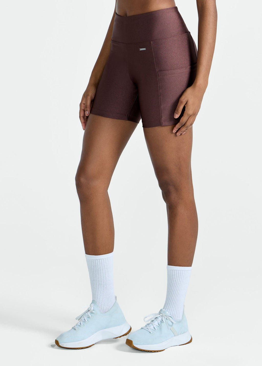 Pantalones cortos ajustados con purpurina para mujer