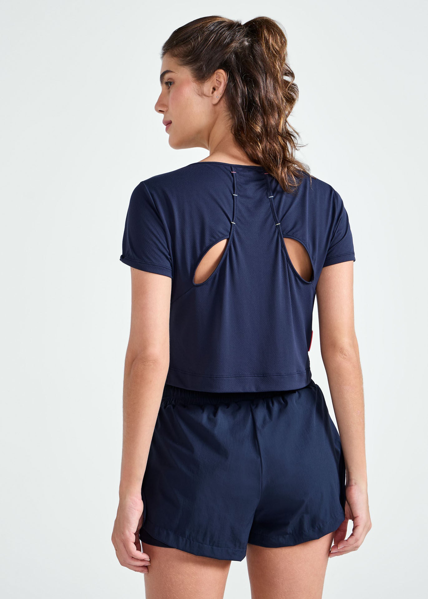 T-shirt couleur à manches courtes pour femmes