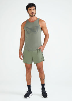 Kurze Herrenshorts mit Bermuda