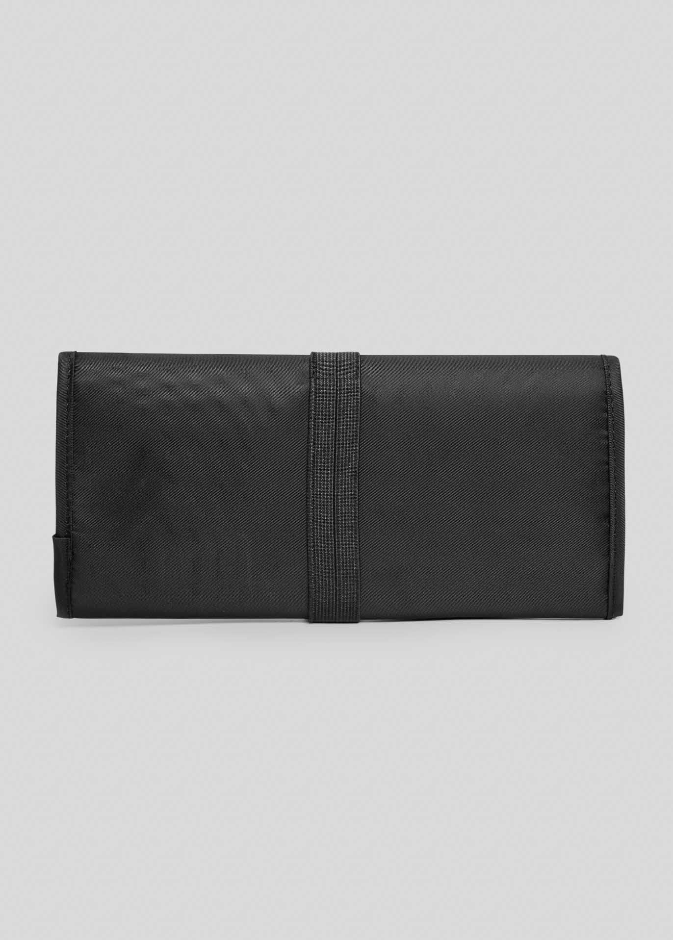 Trousse de toilette en rouleau