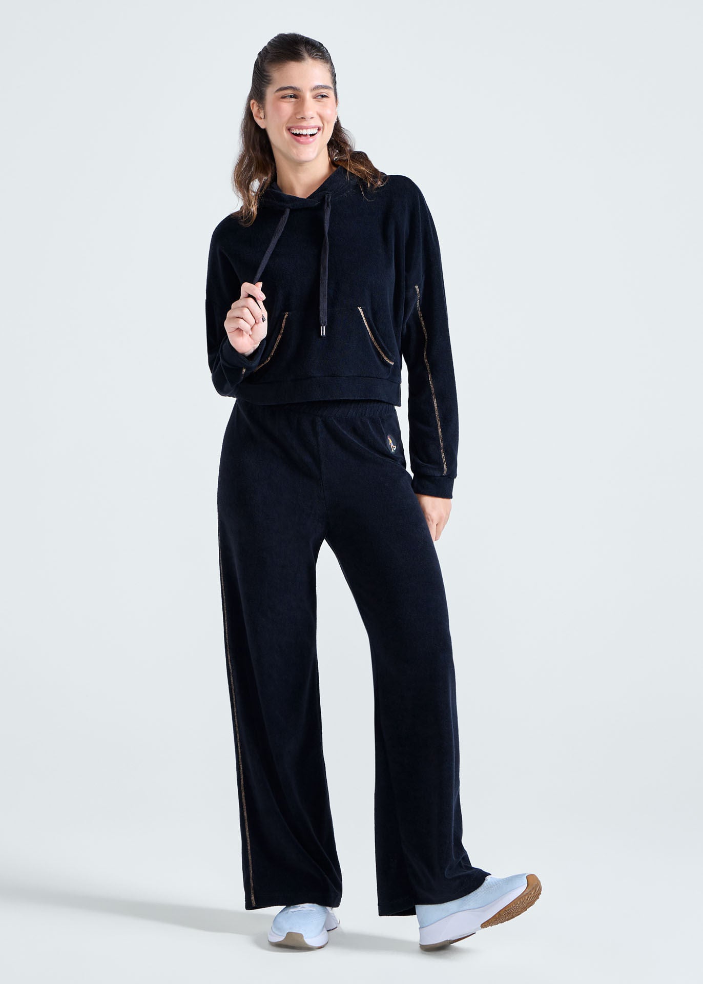 Chaqueta deportiva corta para mujer