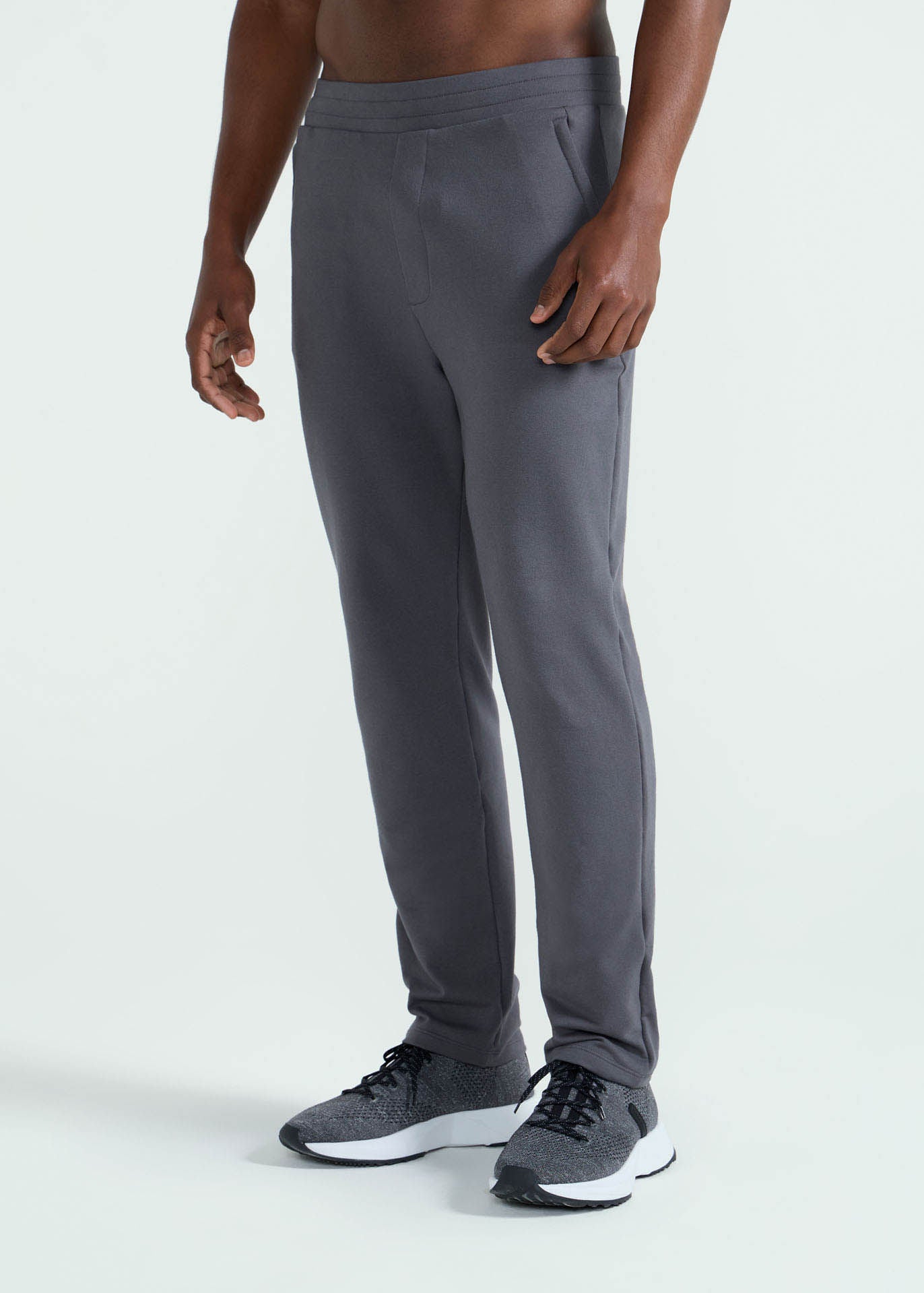 Pantalones deportivos para hombre