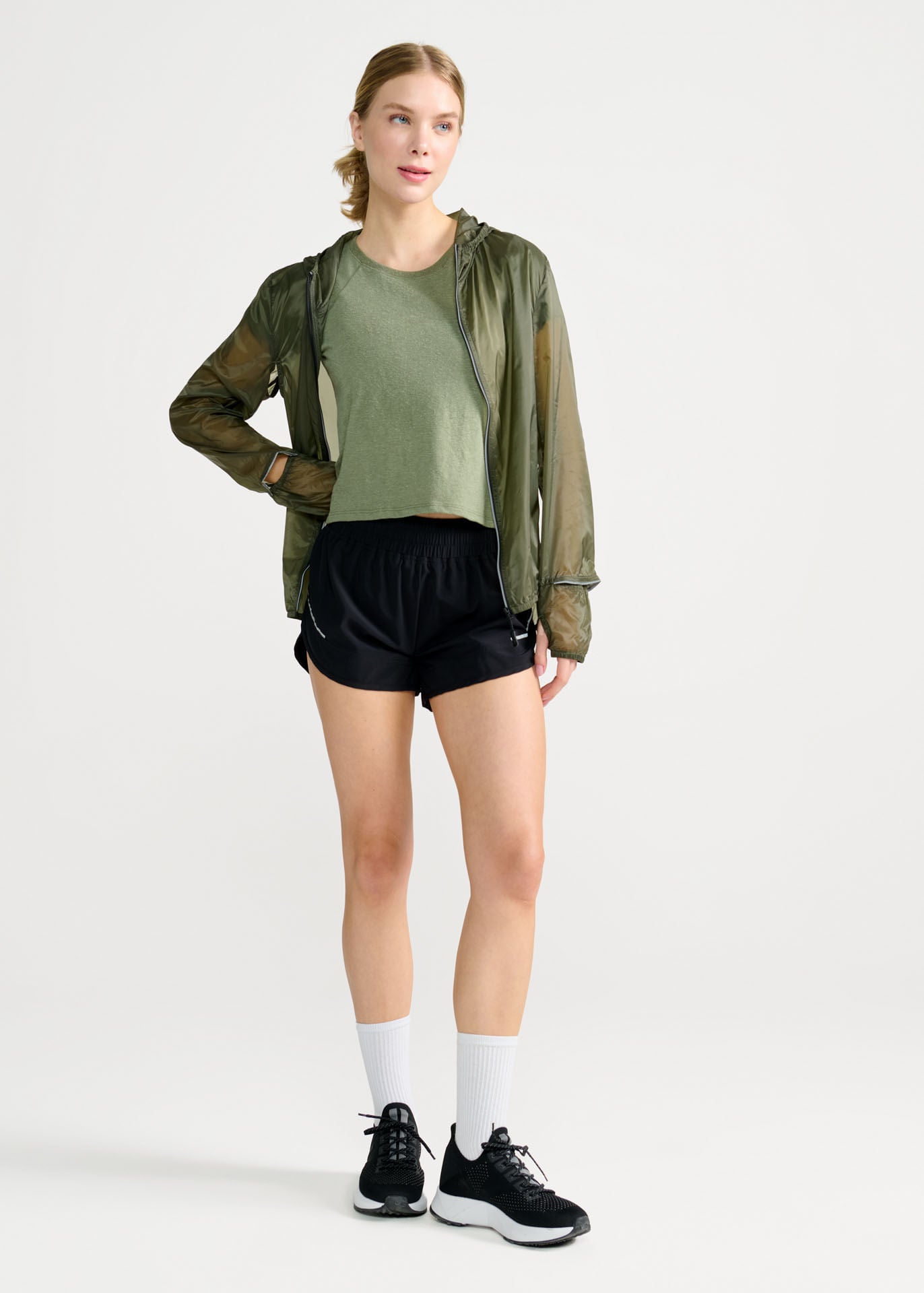 Camiseta corta de mujer
