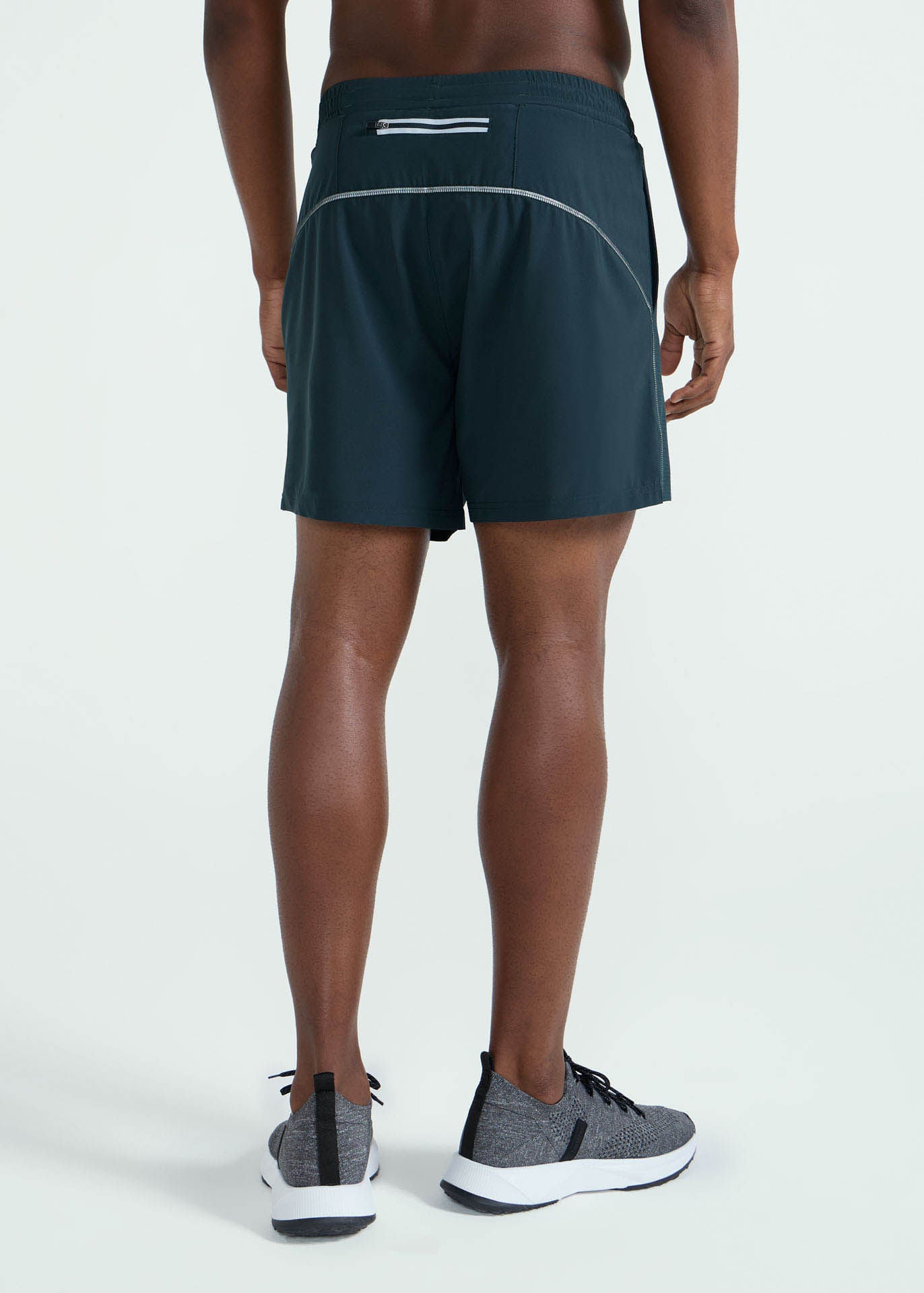 Short laser court pour hommes