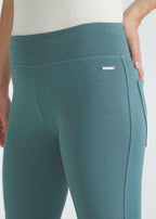 Pantalones de mujer con bolsillos