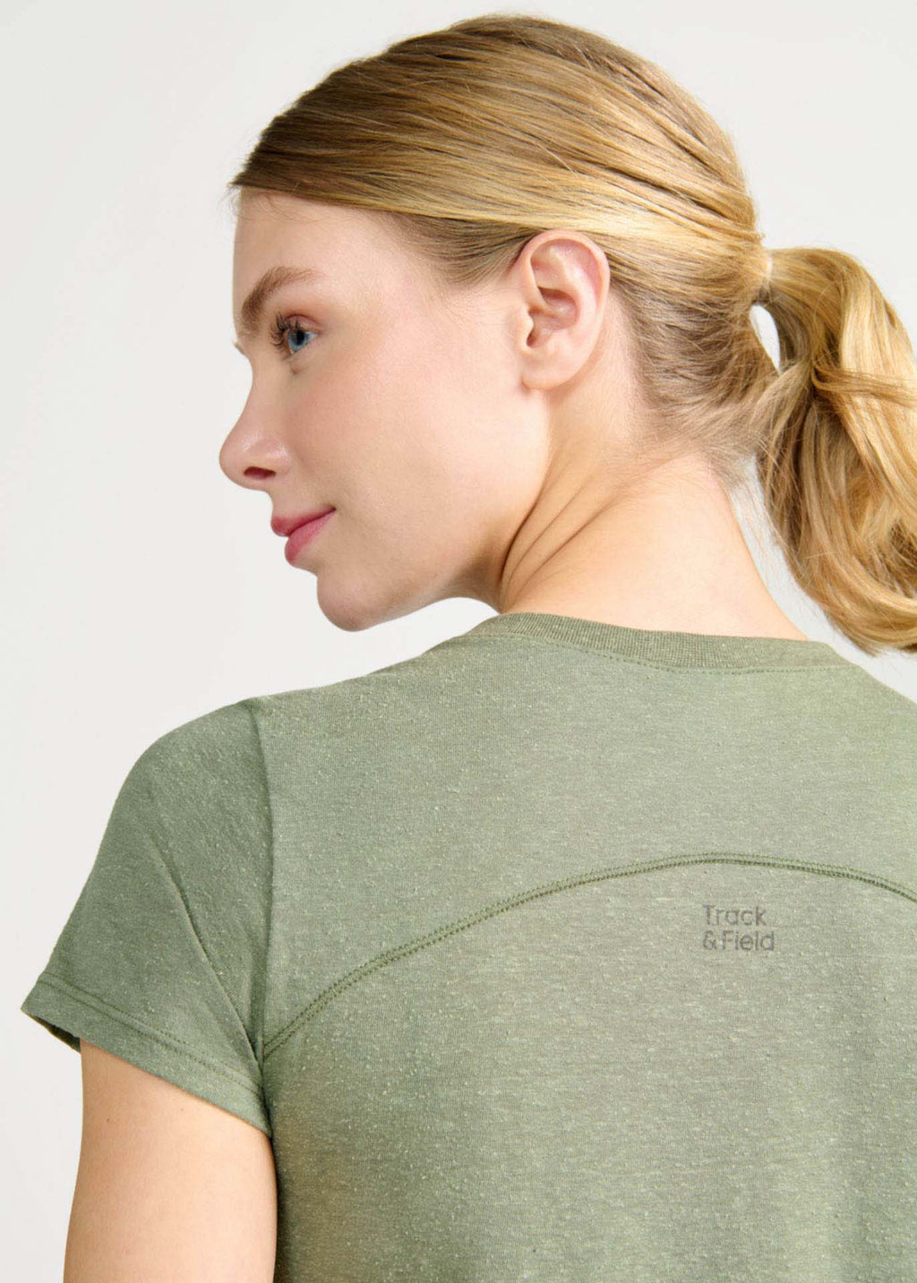 Camiseta corta de mujer