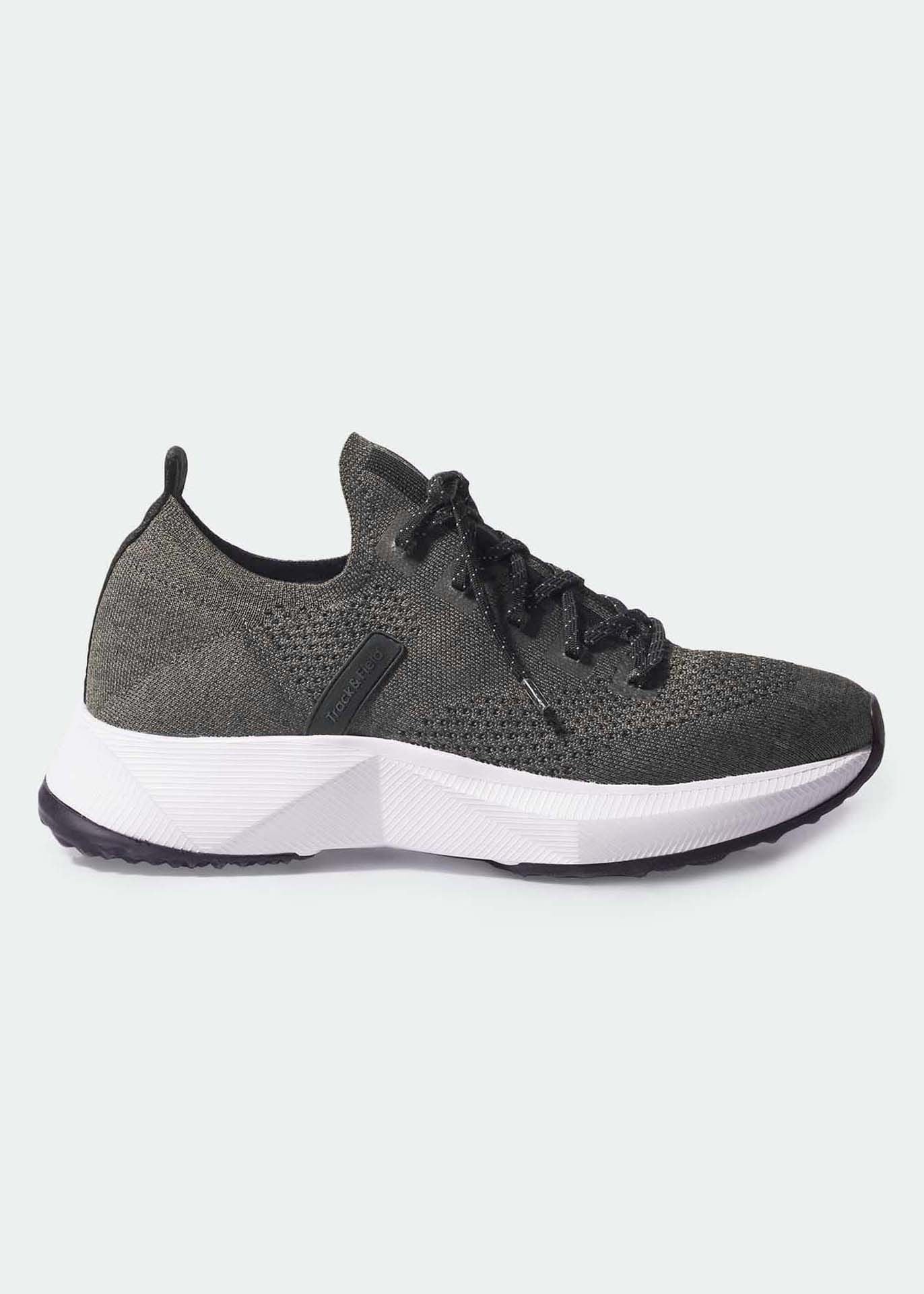 Aeris sneakers