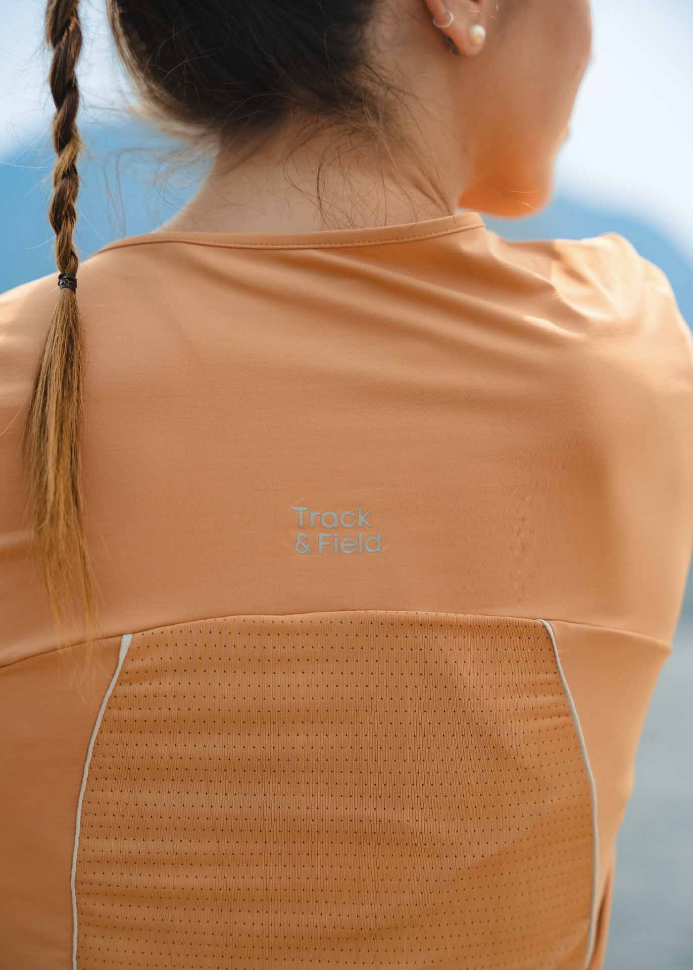 Camiseta de manga corta para mujer plateada