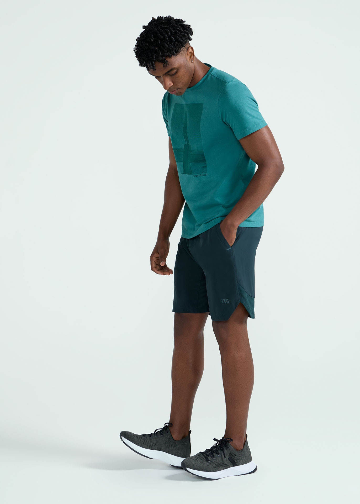 Short long découpé pour hommes