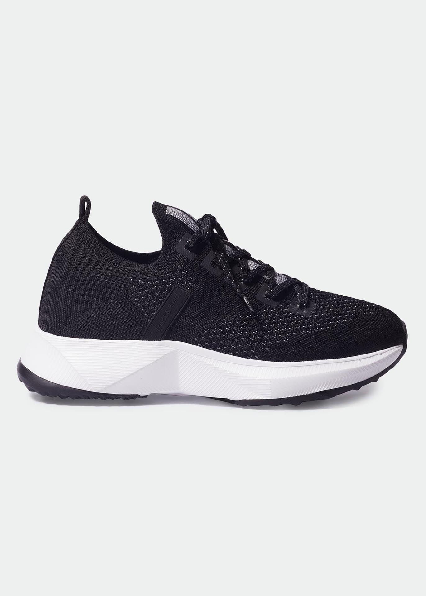 Aeris sneakers