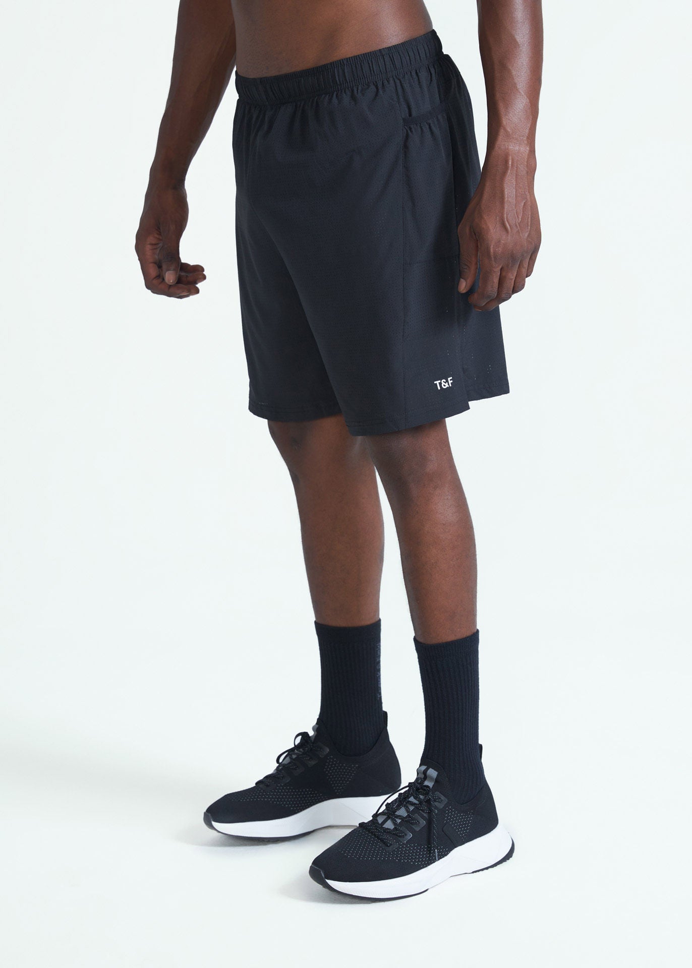 Short moyen avec poches pour hommes