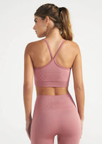 Top geométrico de piel para mujer