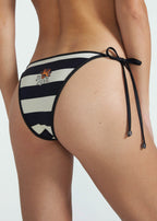 Ropa interior de bikini de encaje de doble cara Salar