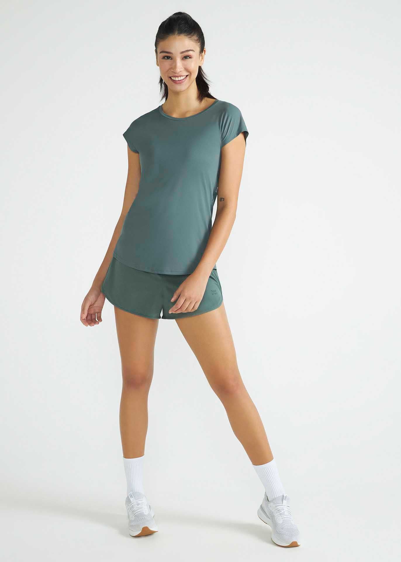 Short taille peau pour femme
