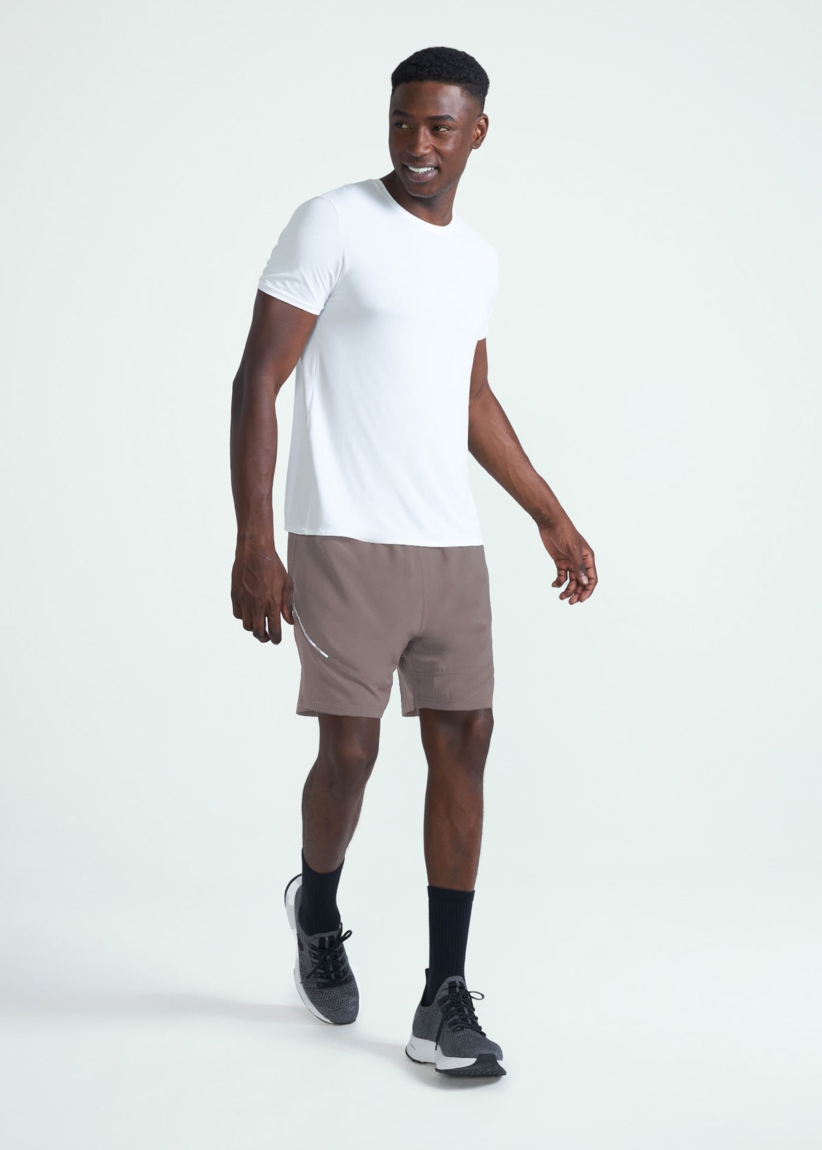 Mittlere Laser-Shorts für Herren