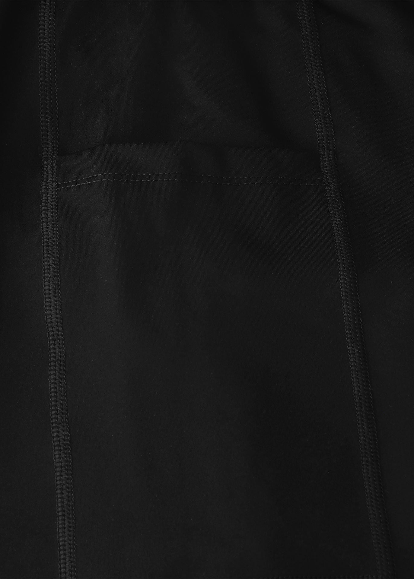 Tech Woman Shorts