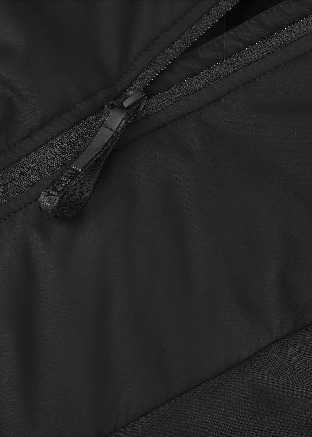 Schlanke Damenjacke