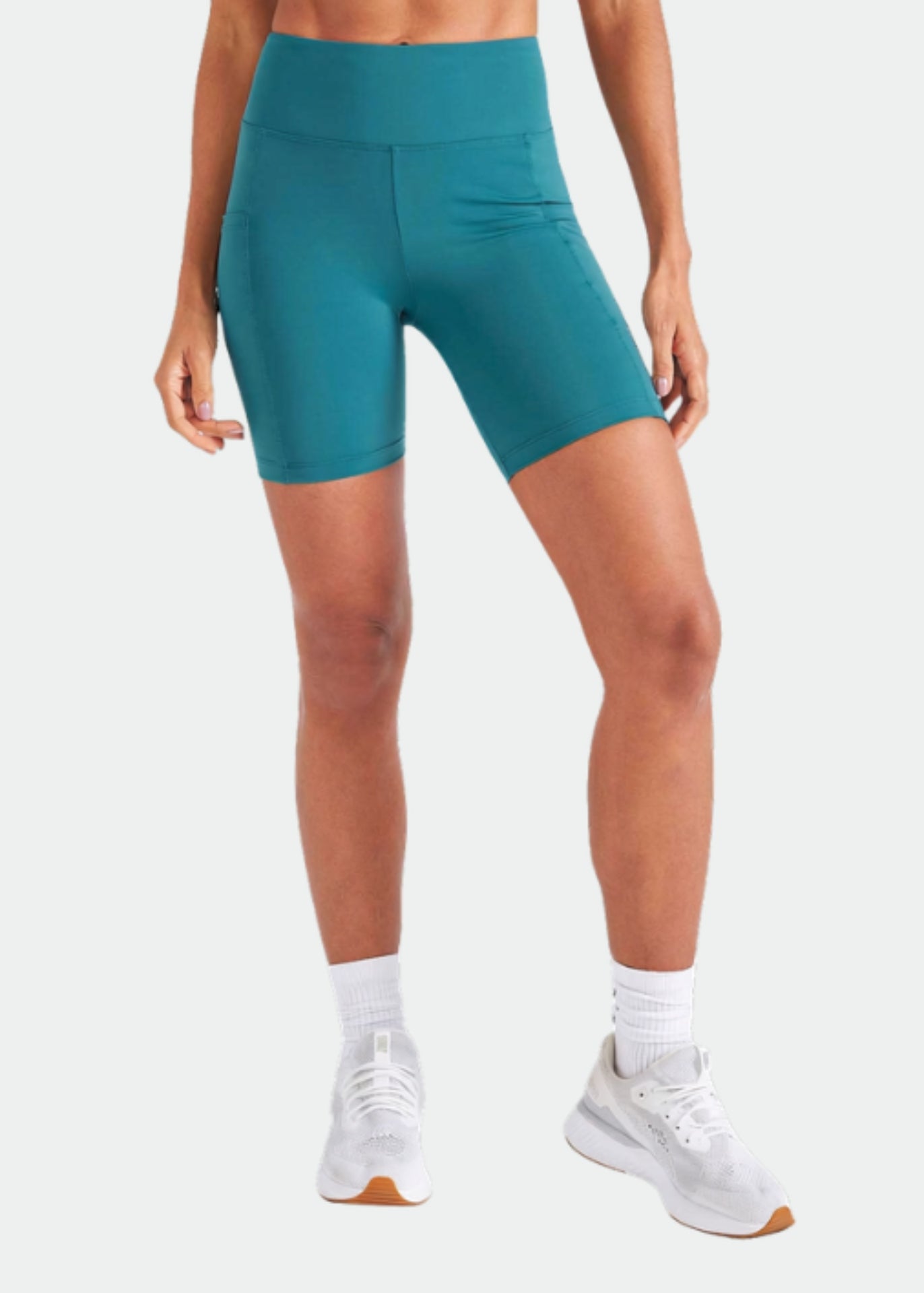 Short avec poches fines pour femme