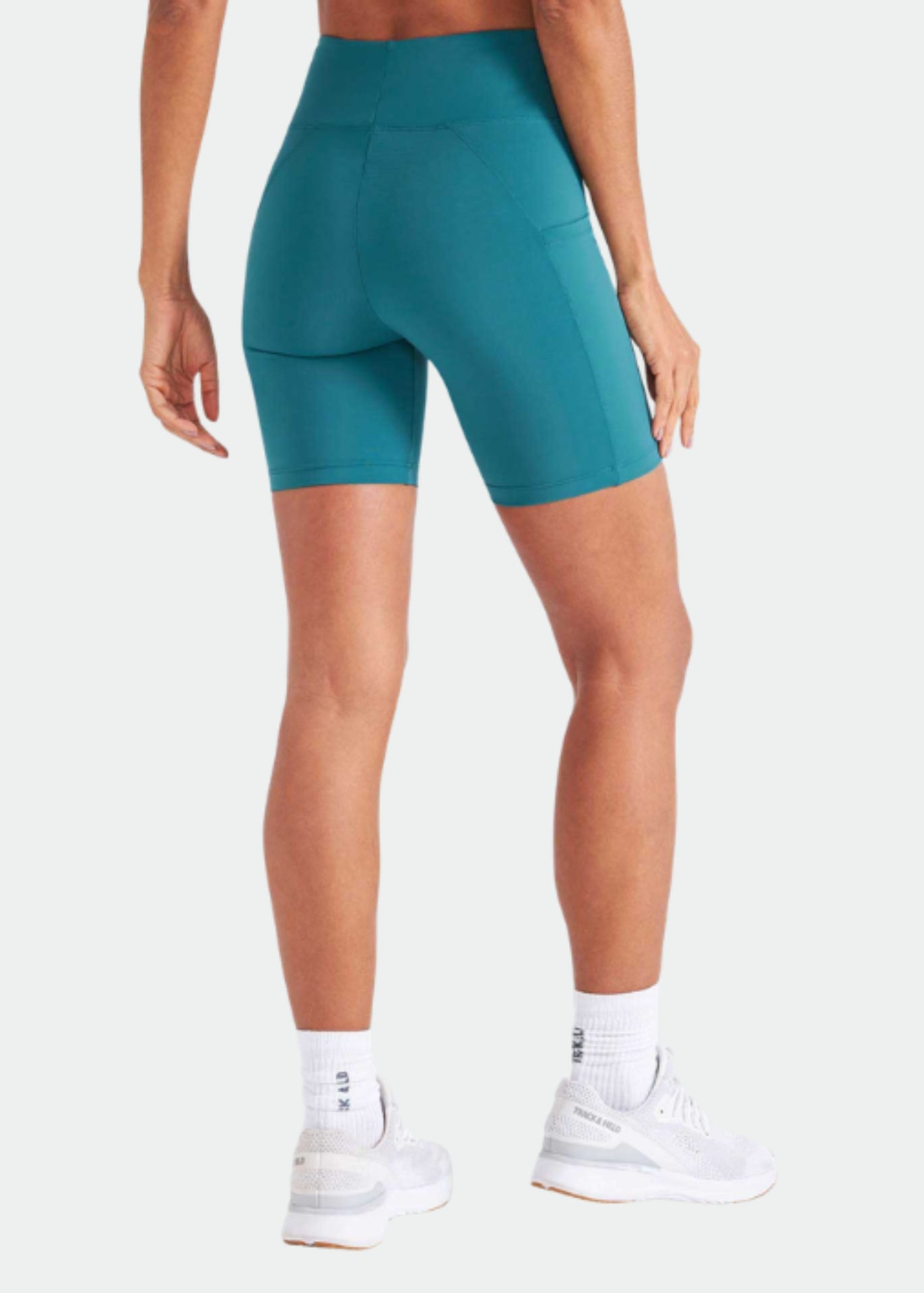 Short avec poches fines pour femme