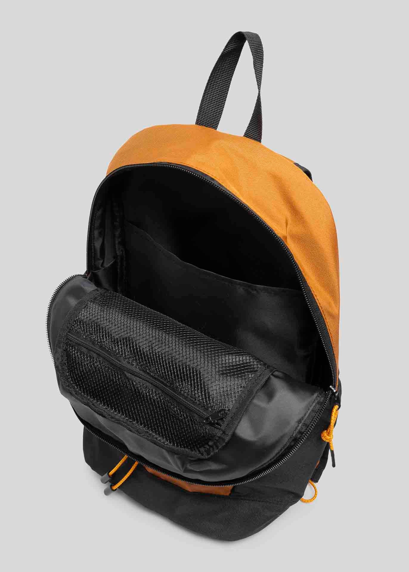 Mochila ligera de aventura
