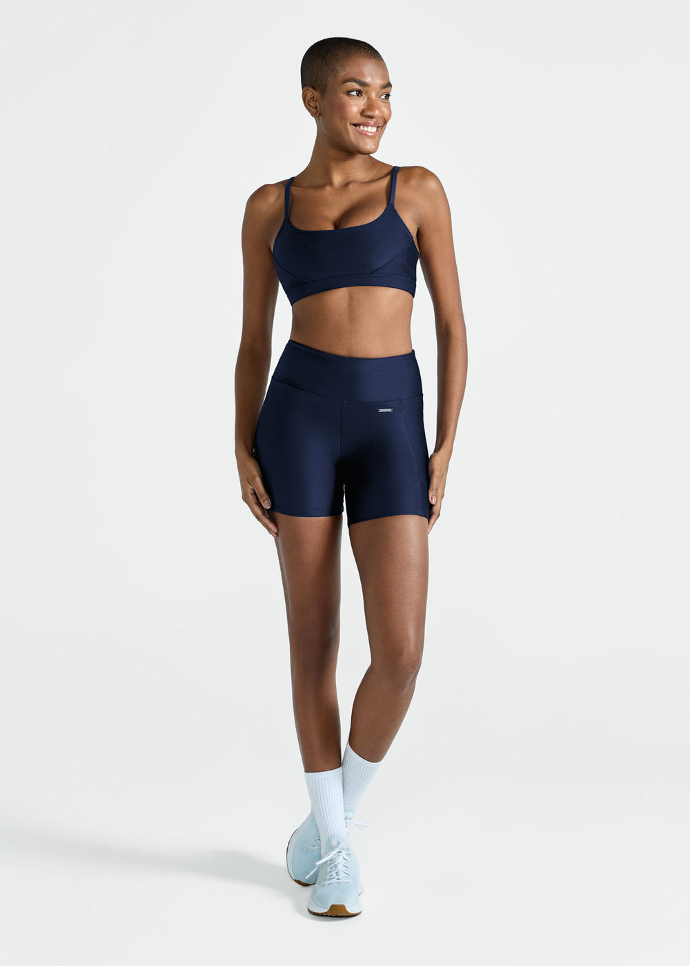 Pantalones cortos ajustados con purpurina para mujer