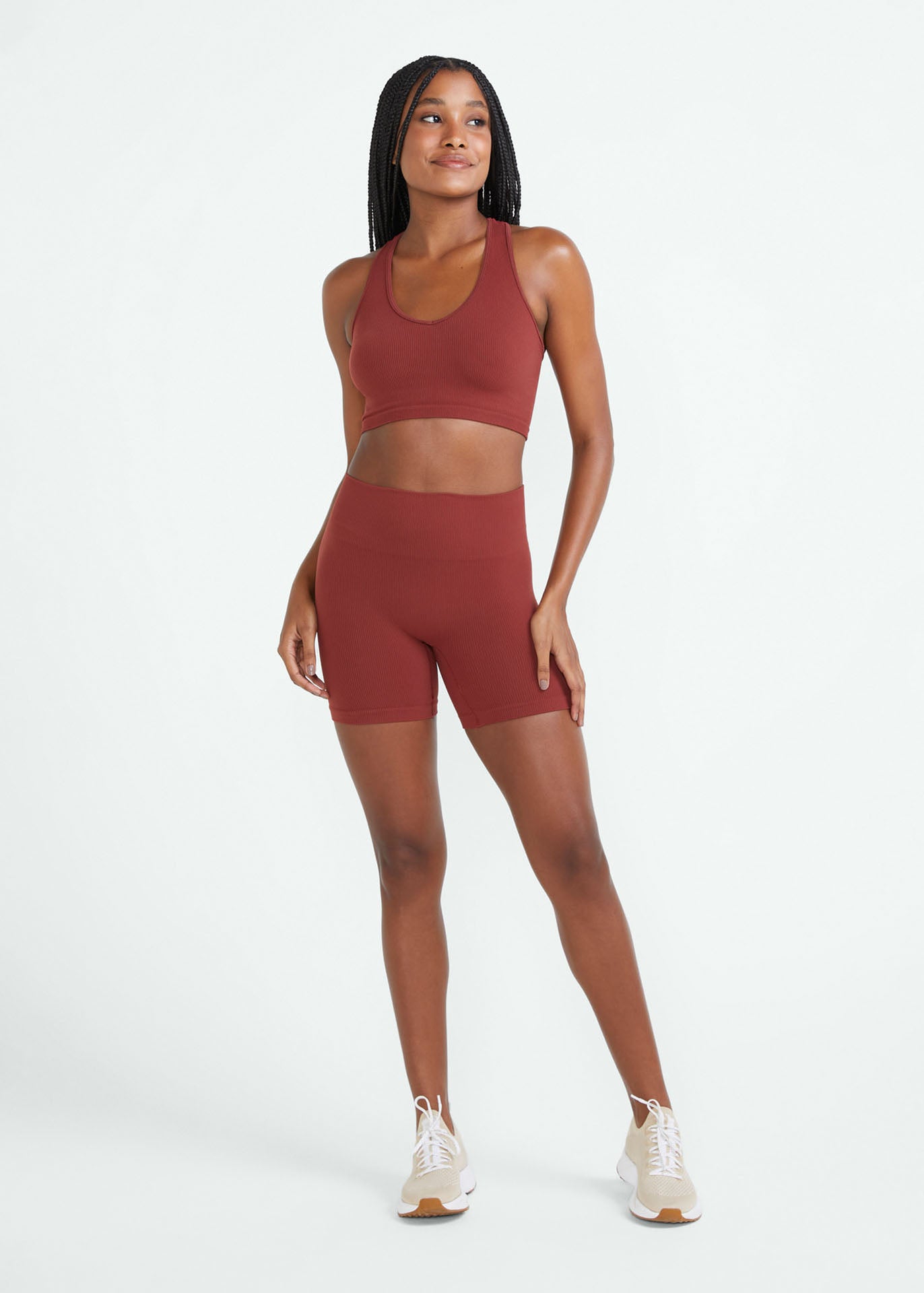 Short côtelé doux pour femme