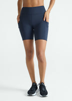 Damenshorts mit schmalen Taschen