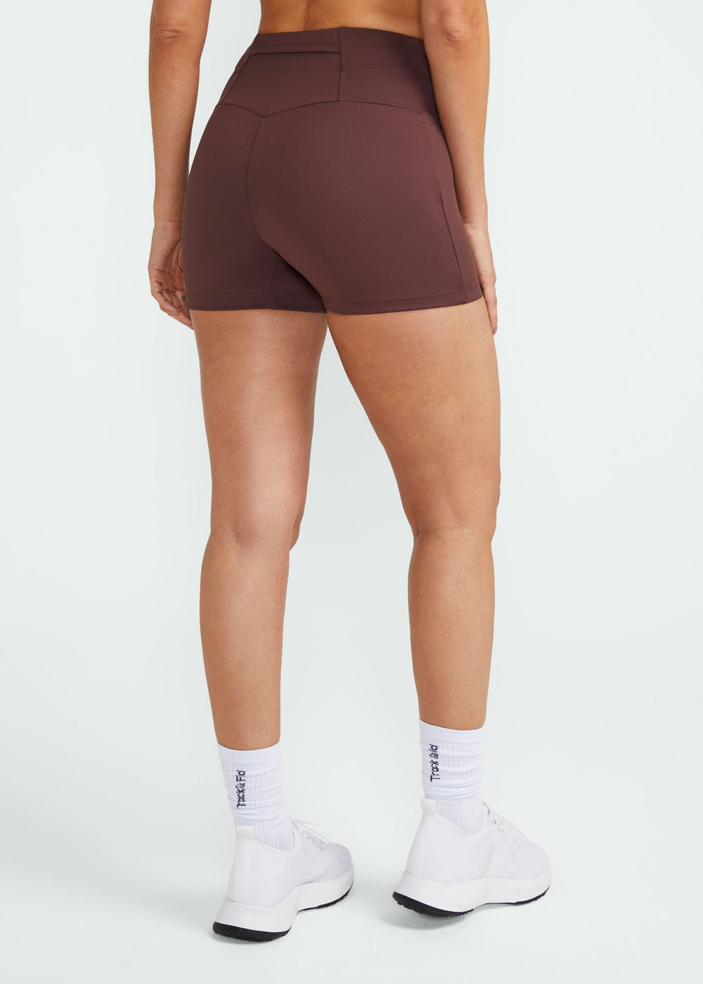 Serene Woman Slim-Shorts