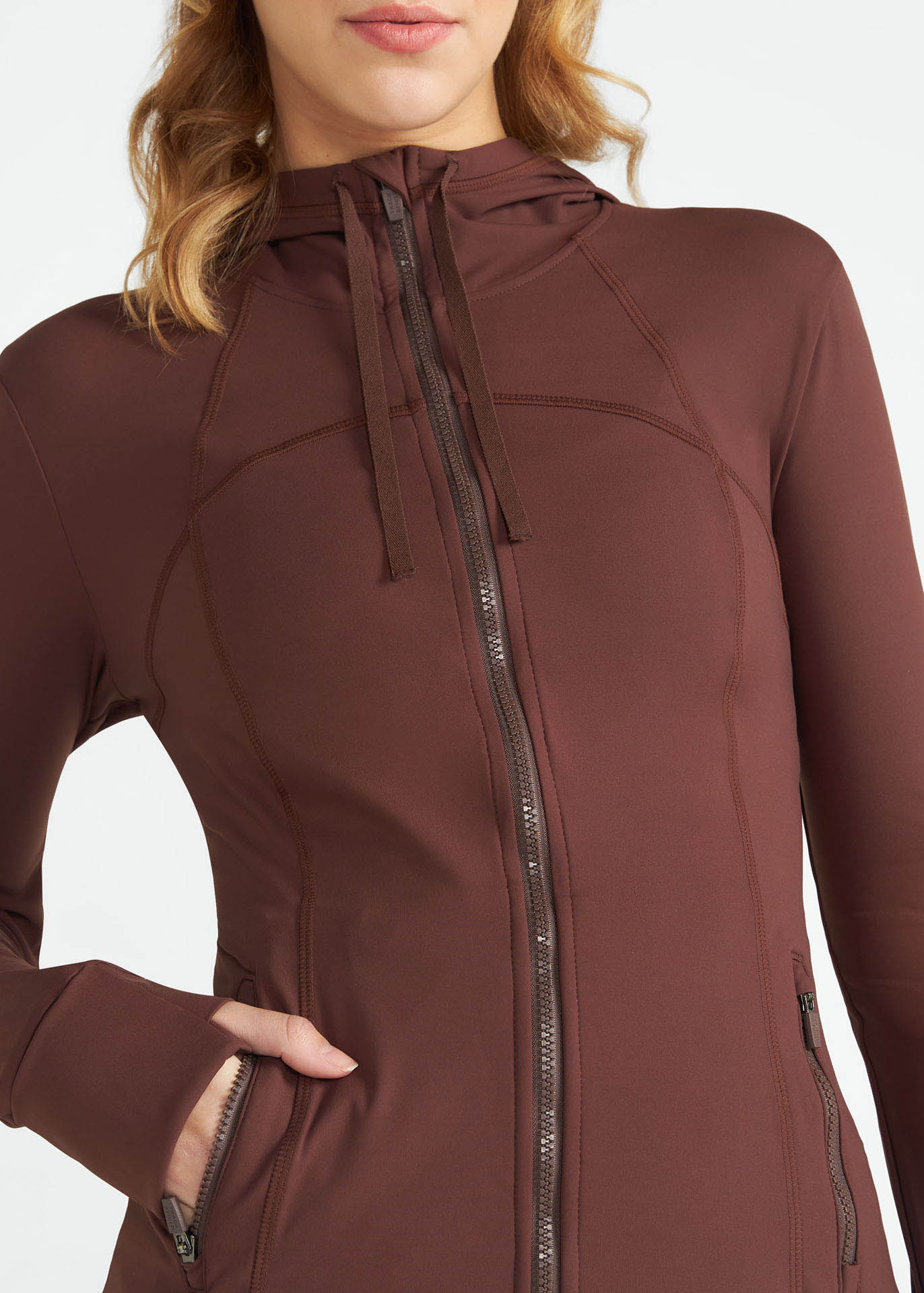 Chaqueta con capucha para mujer