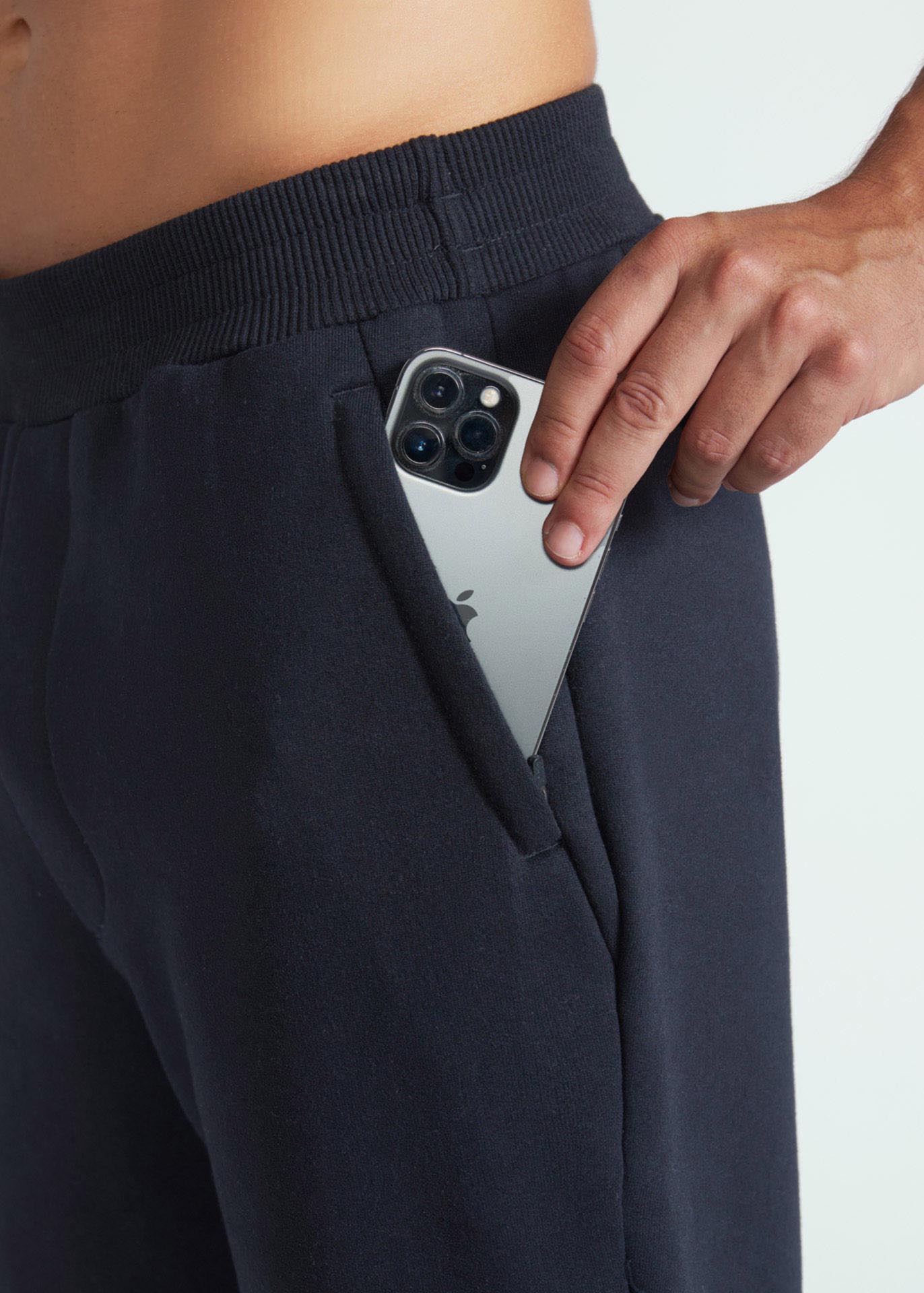 Einfache Herrenhose