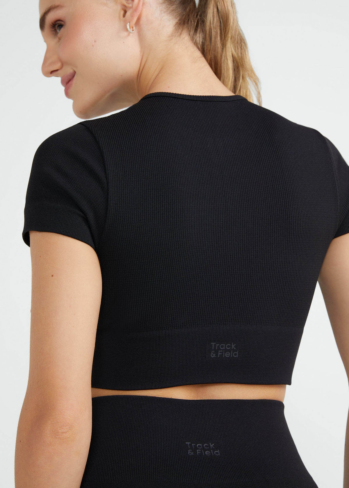 T-Shirt Mulher Manga Curta Skin Cropped