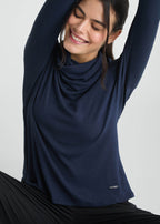 T-Shirt Mulher Manga Longa Gola