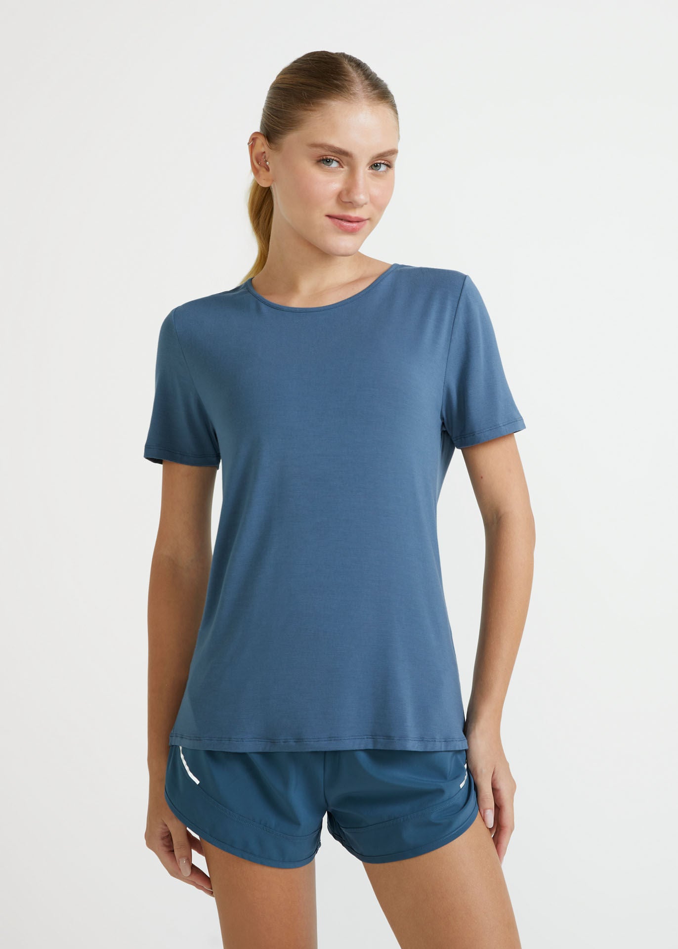 T-Shirt Mulher Manga Curta Soft