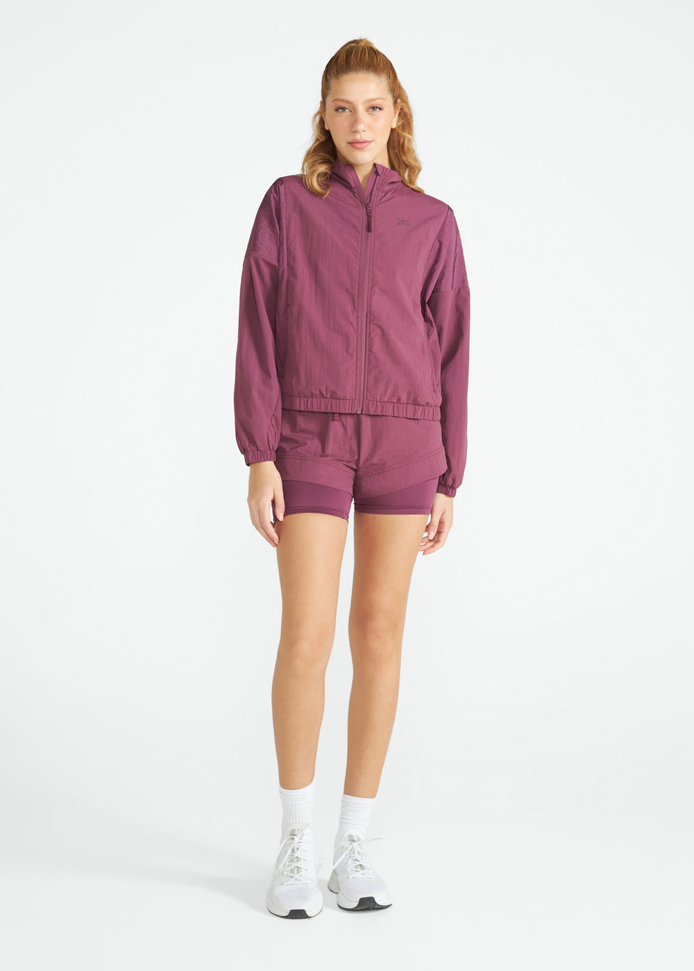 Konzeptfrauenjacke
