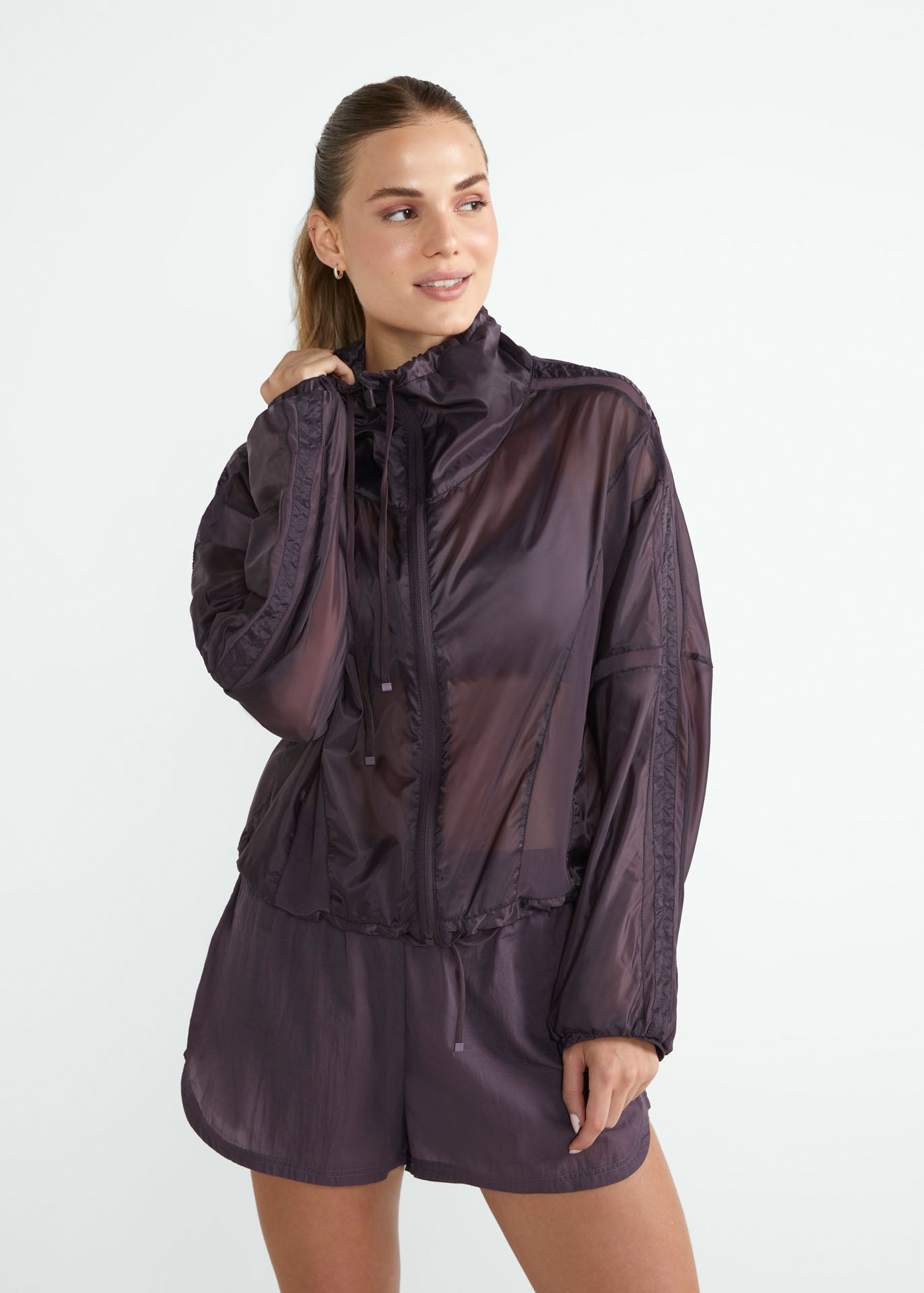 Casaco Mulher Cropped Recortada