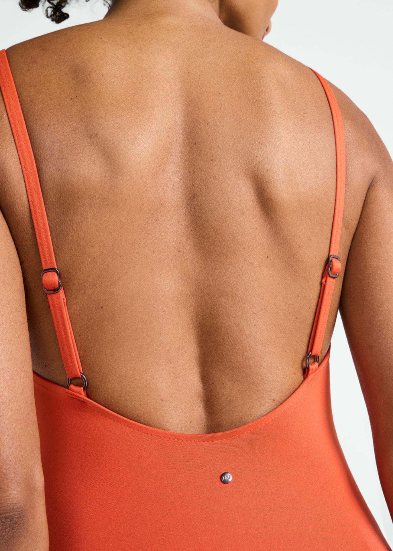 Adjustable swimsuit