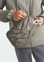 Matelassê toiletry bag