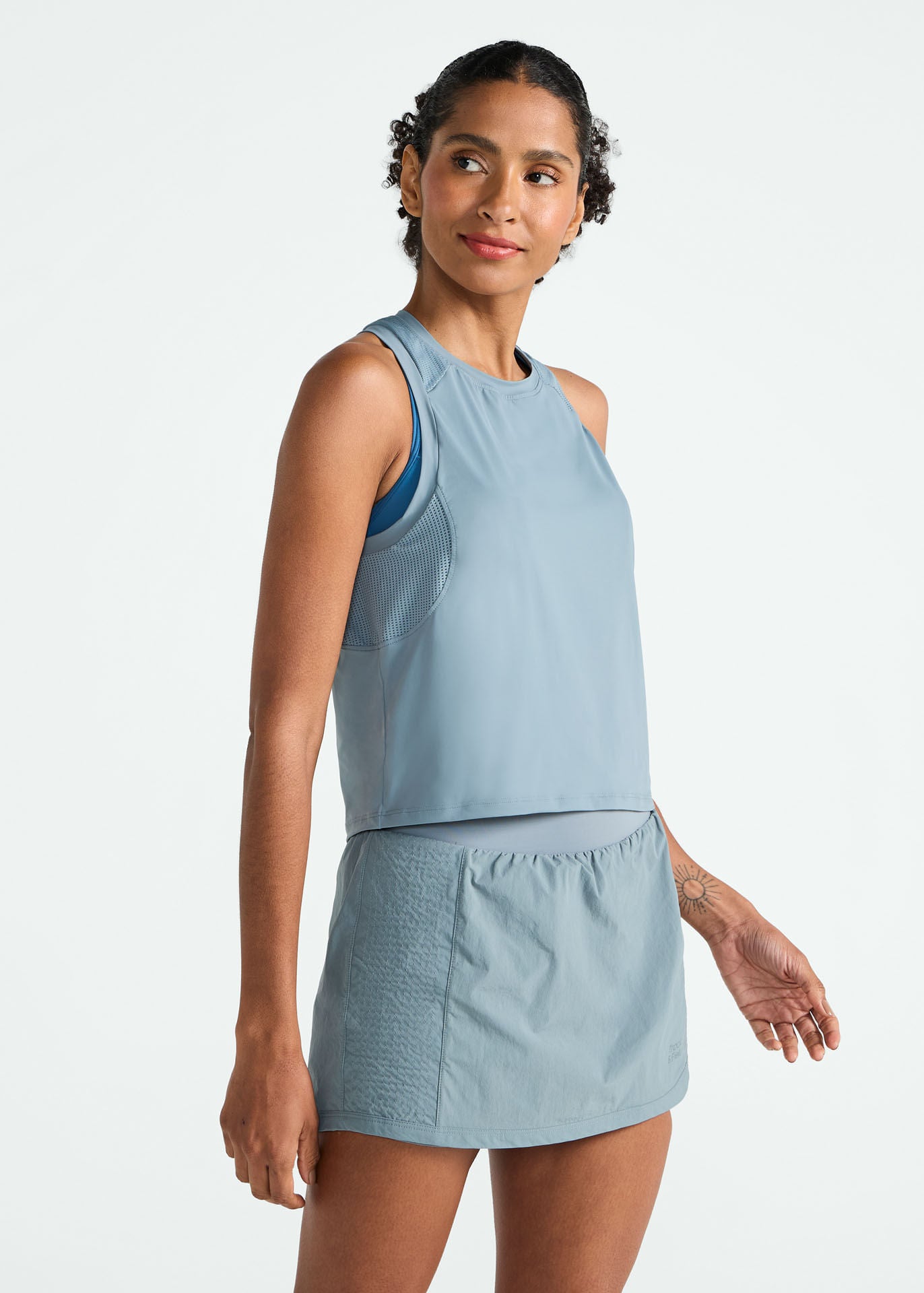 T-shirt sans manches élégant pour femmes
