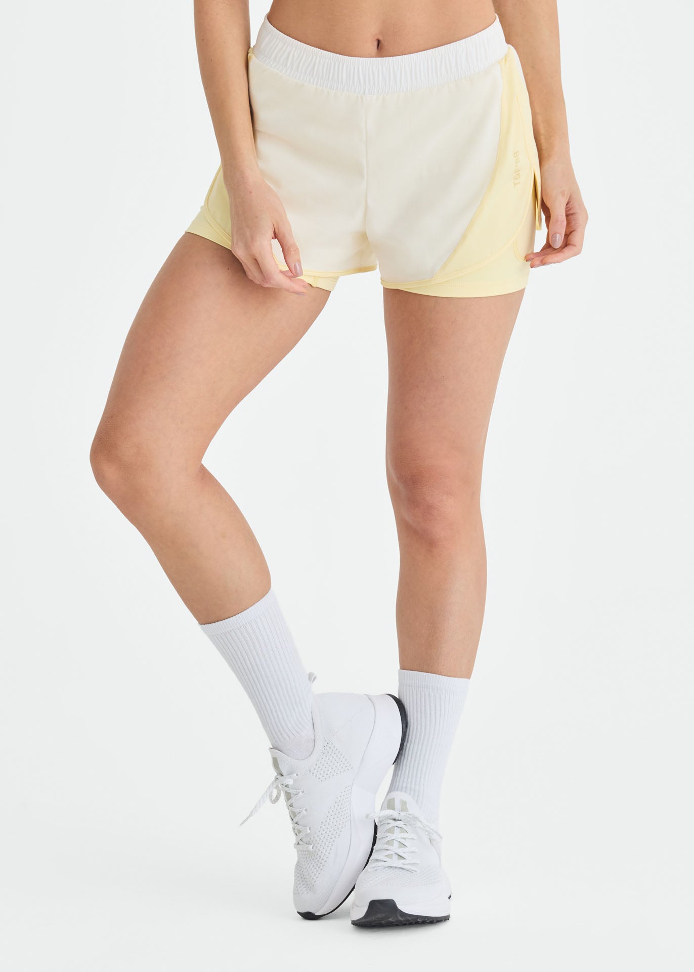 Vibe Woman Shorts