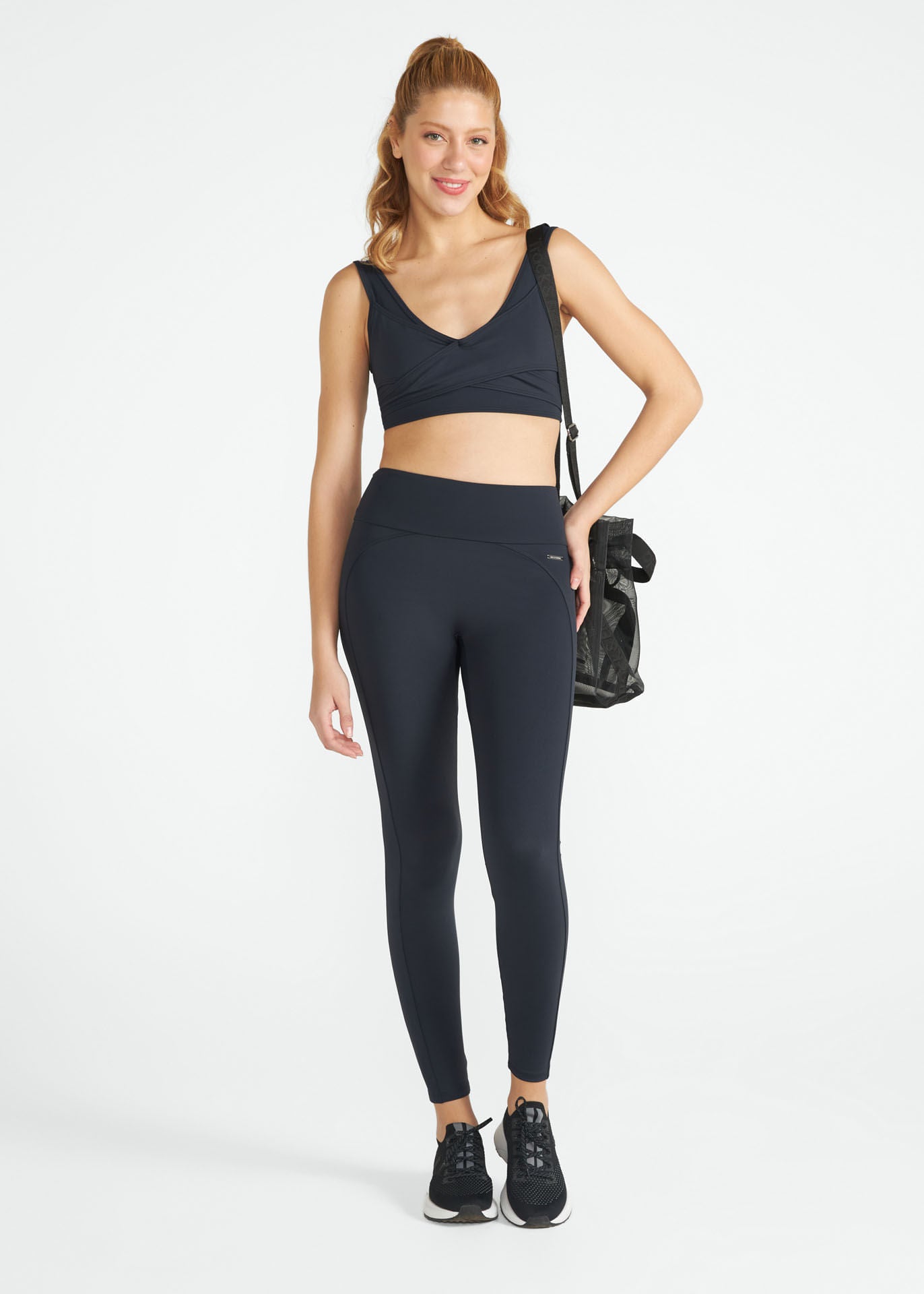 Estudio de mujer superior